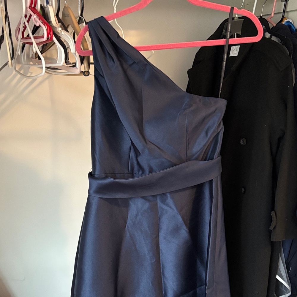 ALFRED SUNG One-Shoulder Navy Satin Gown